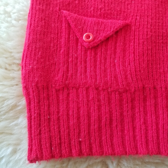 Vintage Red Cardigan - Picture 3 of 11